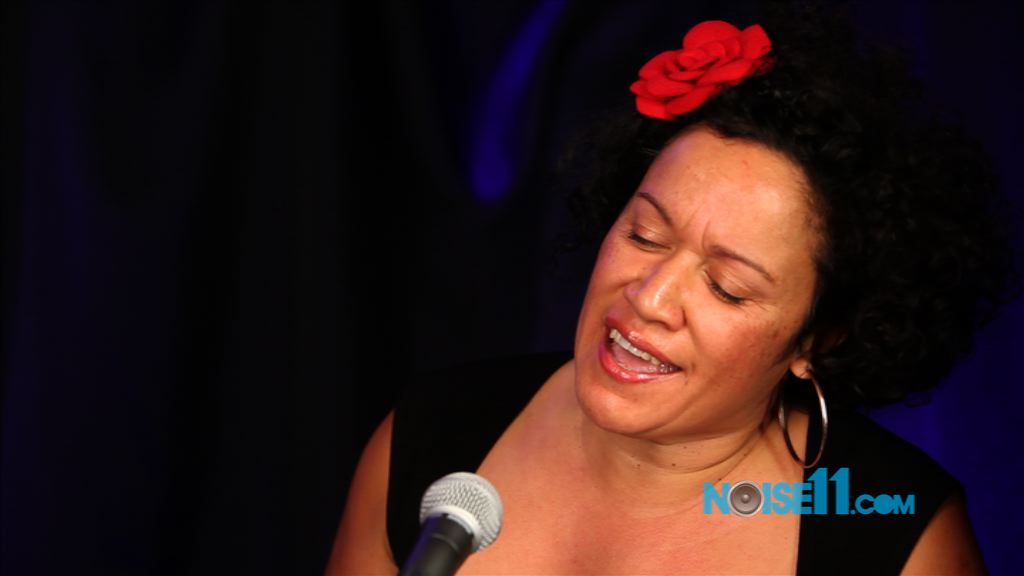 Vika Bull at Noise11.com