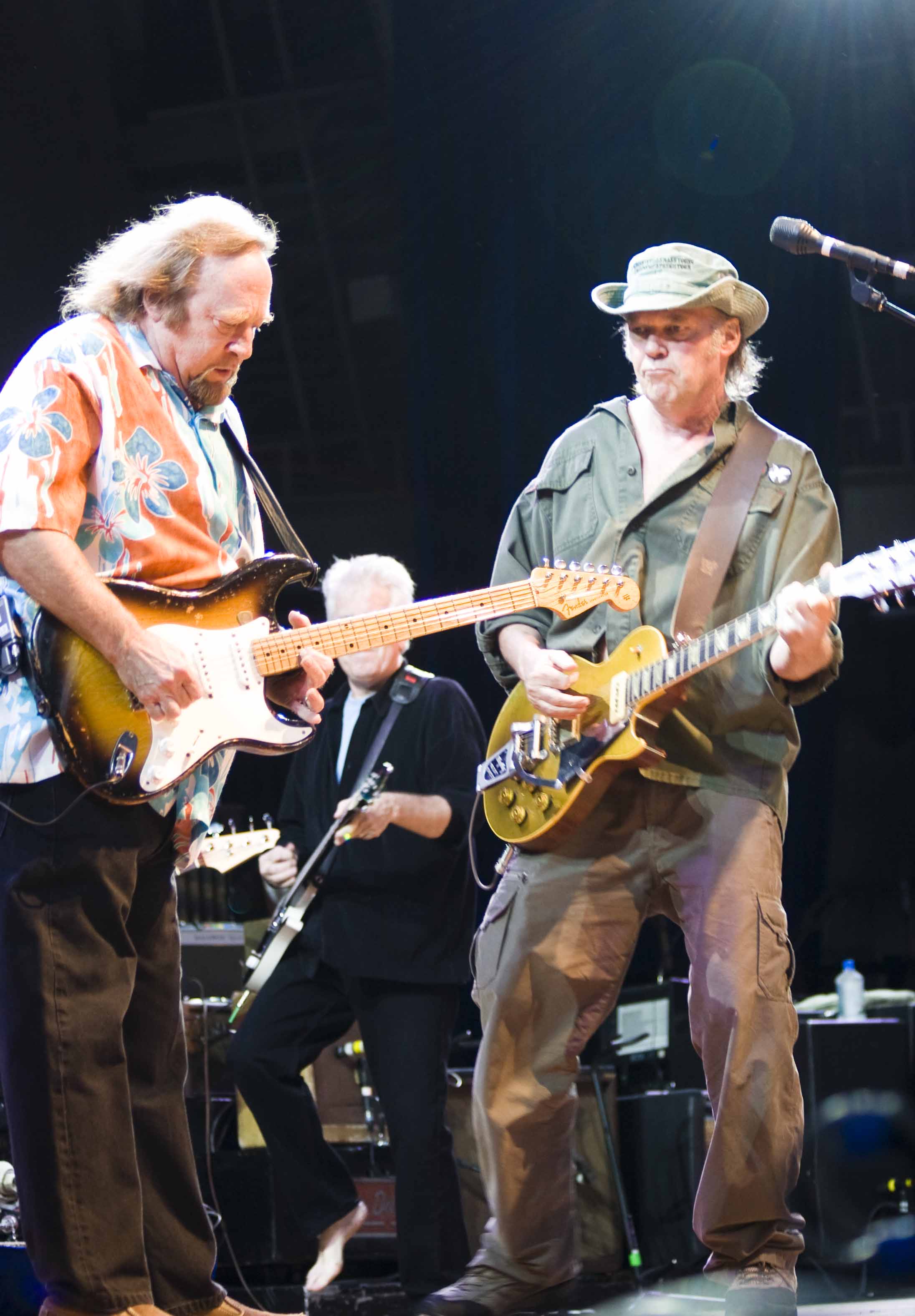 Neil Young And Stephen Stills Perform SETLIST