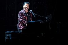 Lionel Richie Rod Laver Arena on Sunday 8 April 2017. Photo by Ros O'Gorman