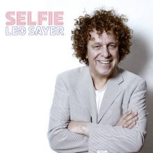 Leo Sayer Selfie