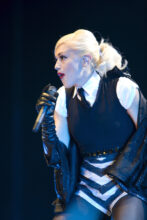 Gwen Stefani photo by Ros O'Gorman