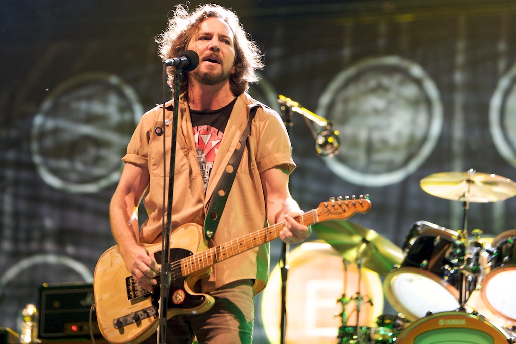 Eddie Vedder Cover R.E.M.’s ‘Drive’ For Movie ‘Flag Day’ - Noise11.com