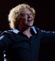 Simply Red Photo by Ros O'Gorman