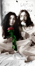 John Lennon and Yoko Ono bed-in 1969
