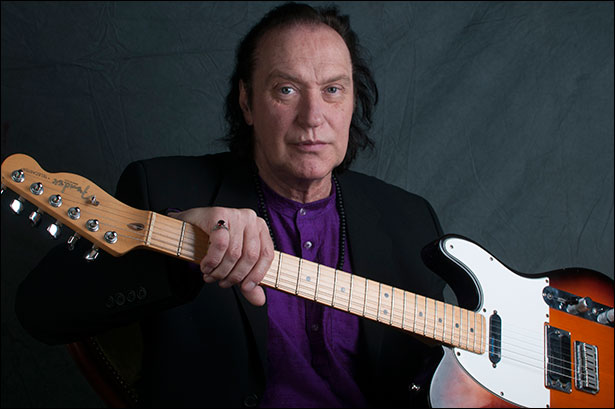Dave Davies of The Kinks Reveals New Track 'Same Old Blues' - Noise11.com