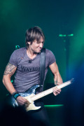 Keith Urban, Rod Laver Arena, Melbourne 2014 photo by Ros O'Gorman