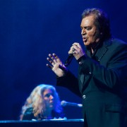 Engelbert Humperdinck performs at the Palais Theatre in St Kilda on Thursday 29 October 2015. Photo by Ros O'Gorman