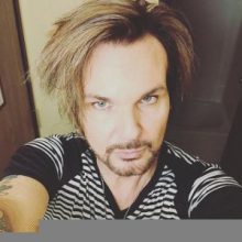 Rikki Rockett