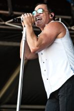 Shannon Noll, Red Hot Summer. Photo by Ros O'Gorman