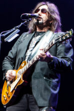 Ace Frehley at Rod Laver Arena on Friday 20 October 2017. Photo by Ros O'Gorman