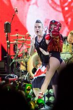 Robbie Williams Heavy Entertainment Tour at Rod Laver Arena on Saturday 24 February 2018. Photo by Ros O'Gorman