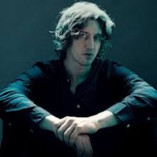 Dean Lewis