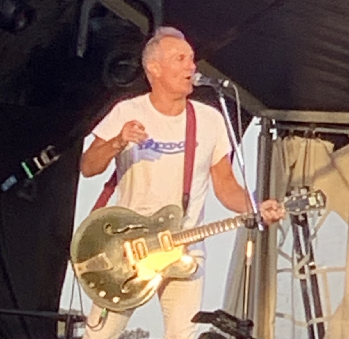 James Reyne Kicks Off Crawl File Tour With All Crawl