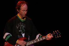 Robby Krieger of The Doors Melbourne 2005 photo by Ros O'Gorman