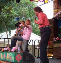 Kamahl at Big Day Out 2004 photo by Ros O'Gorman