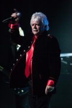 Air Supply's Russell Hitchcock performs at the Palais Theatre in St Kilda on Wednesday 8 June 2016. (photo by Ros O'Gorman, Noise11.com)