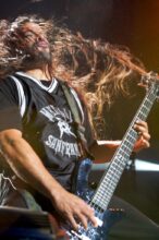 Metallica's Robert Trujillo photo by Ros O'Gorman