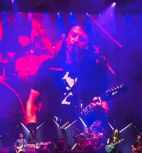 Dave Grohl at Foo Fighters Geelong show photo