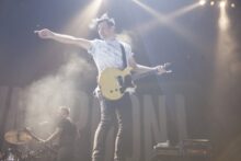 Phil Jamieson of Grinspoon performing at Rod Laver Arena on Thursday 19 November 2015 Photo by Ros OGorman