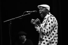 Buddy Guy photo by Ros O'Gorman