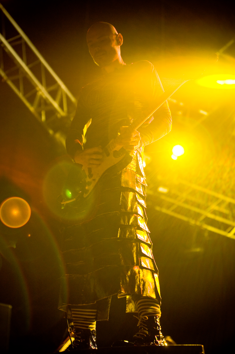 The Smashing Pumpkins Cover John Farnham and AC/DC At Sydney Show ...