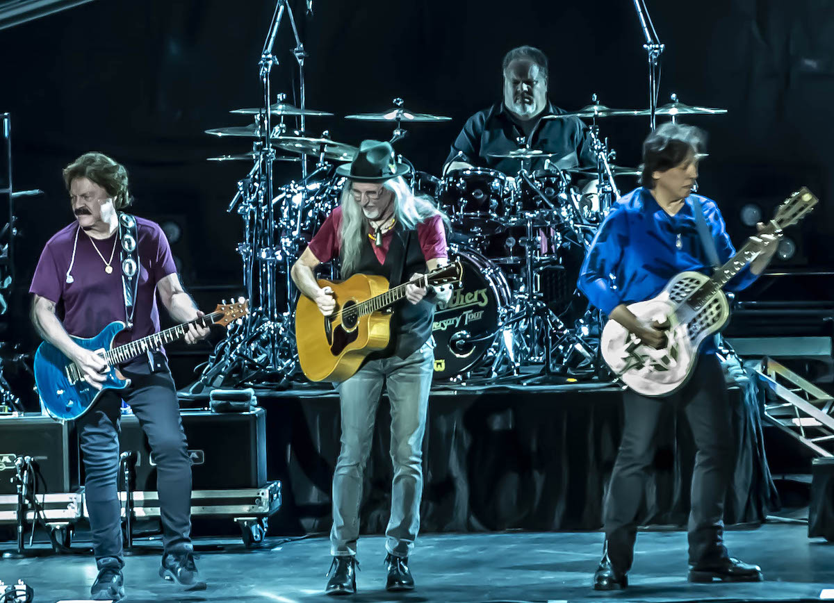 The Doobie Brothers To Play Three Month North American Tour With Steve