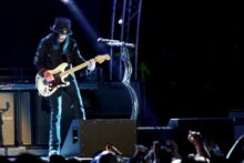 Mick Mars of Motley Crue photo by Ros O'Gorman Melbourne 2013