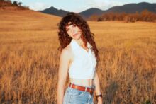 Fanny Lumsden performs live with her band The Prawn Stars