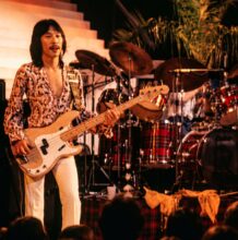 Tetsu Yamauchi performing on stage during his 1970s career.