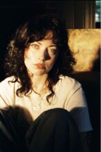 Violet Grohl photo by Bella Newmann