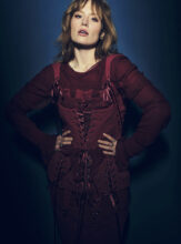 Freya Ridings photo by Simon Emmett