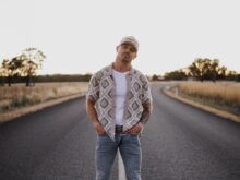 Nathan Lamont supplied