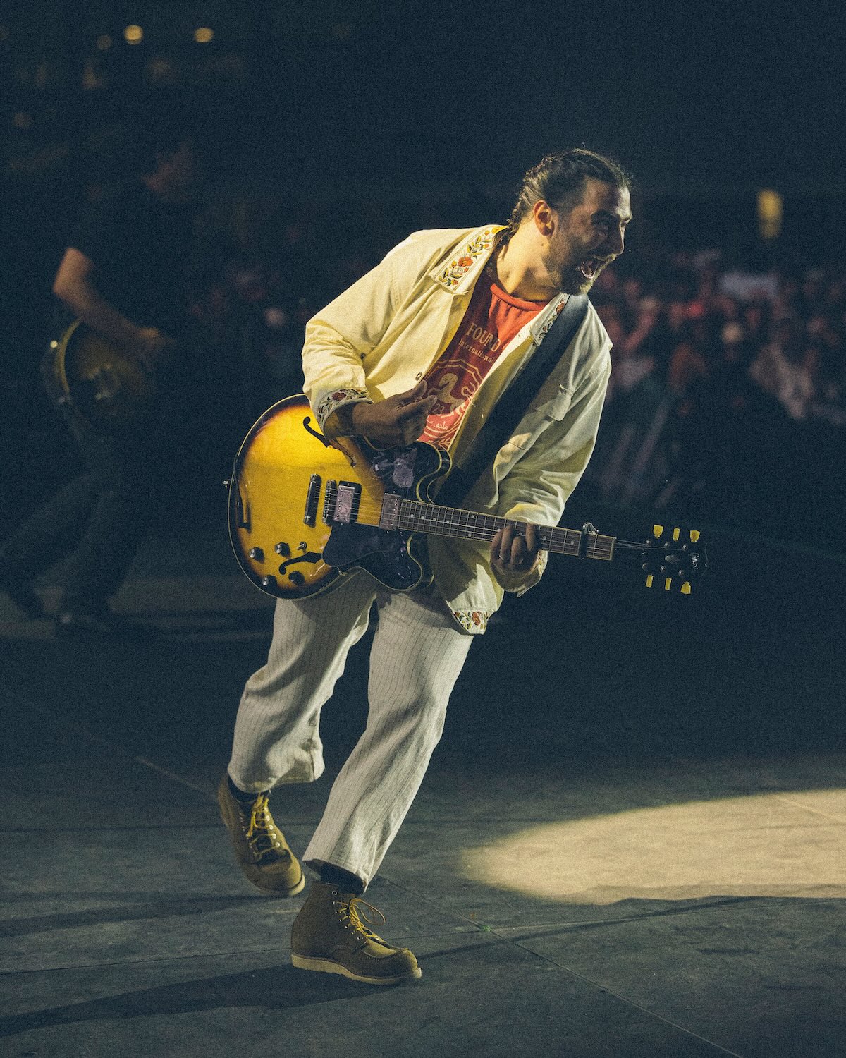 Noah Kahan performing live during The Great Divide Tour era