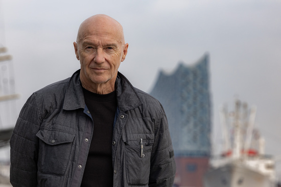 Midge Ure by ToddeVision