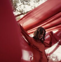 Gretta Ray announces Heartsong album