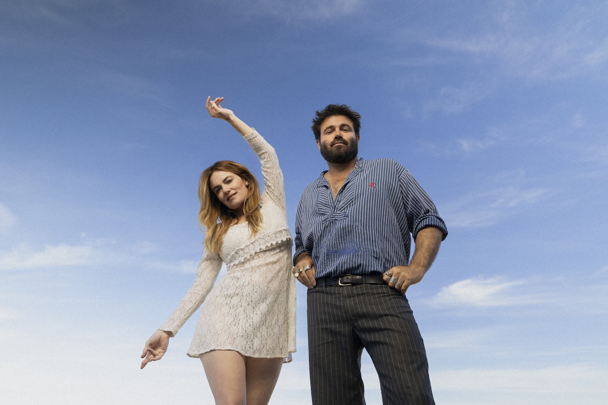 Angus & Julia Stone performing during the Karaoke Bar era