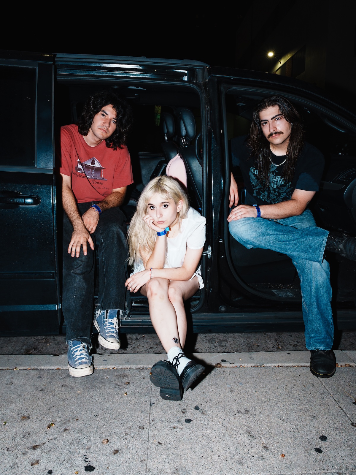Deux Visages vocalist Daphney Hanono, guitarist Jack Chiu and bassist Tony Jouvin