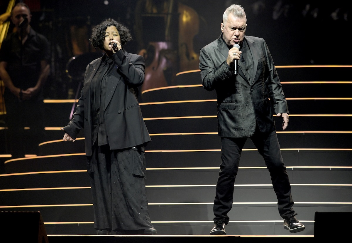 John Farnham Celebration Concert cast performing at Rod Laver Arena Melbourne